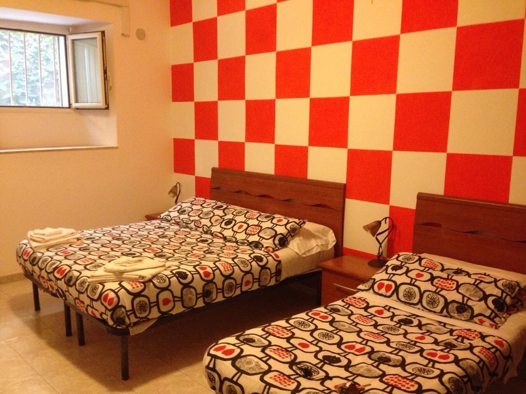 B & B Leonard Acqui Roma Quarto foto