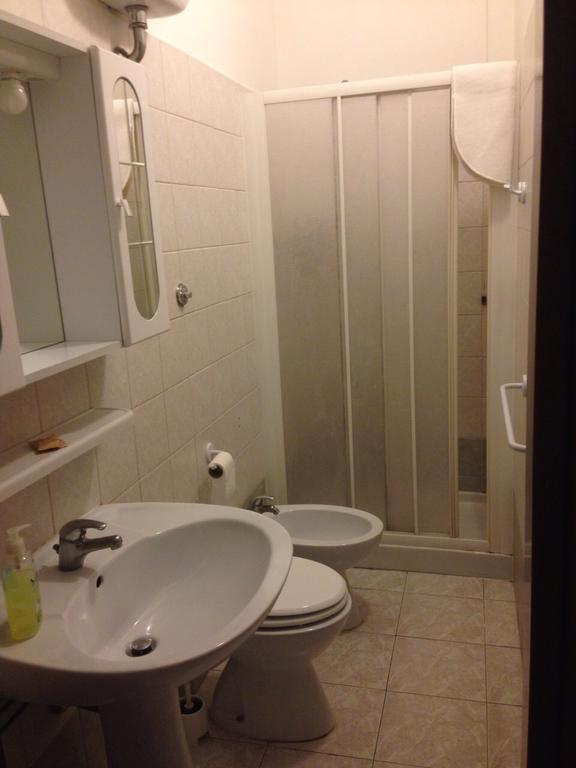 B & B Leonard Acqui Roma Quarto foto